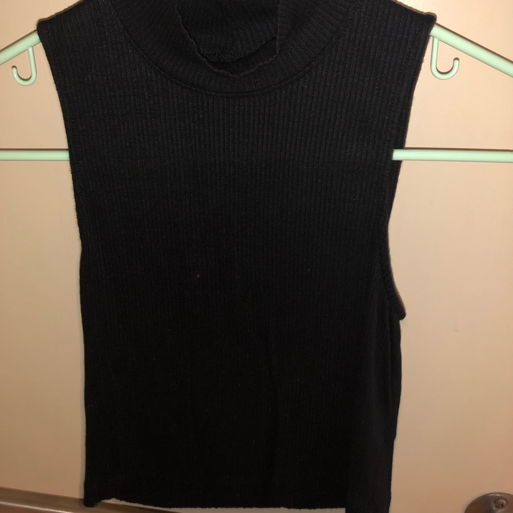 Black Crop Top
